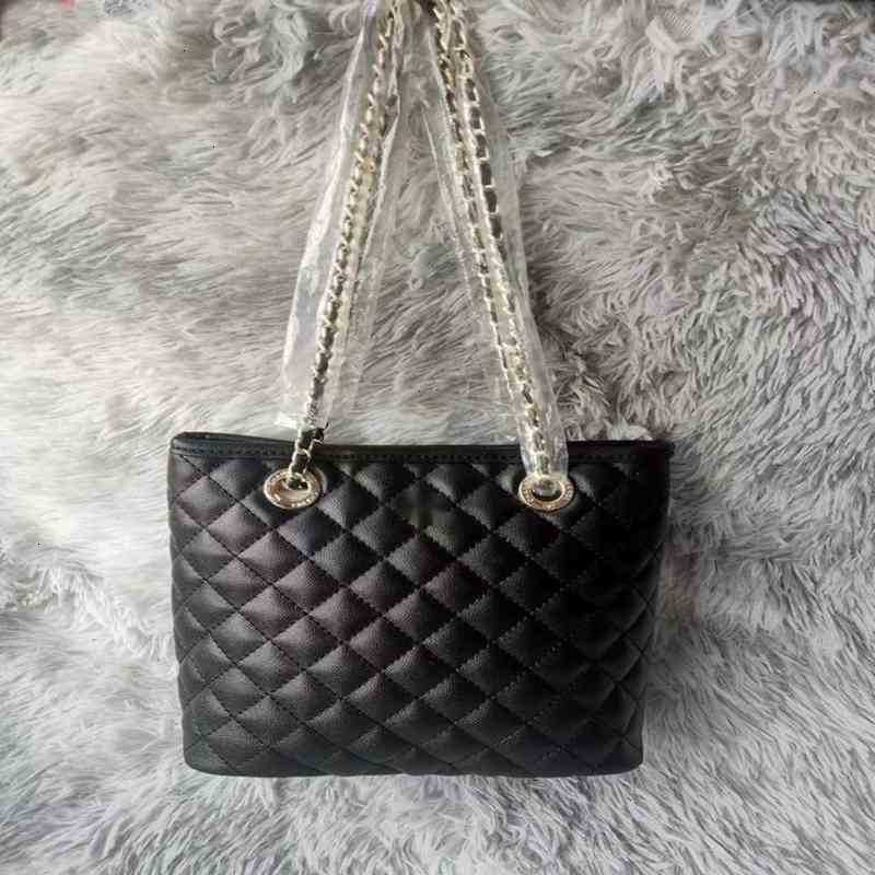 

Evening Bags Brand design Letter Quilted shoulder Chain CC bag lambskin woman's Jumbo Maxi GST shopping caviar Leather vintage handbag PUO7 MNNE