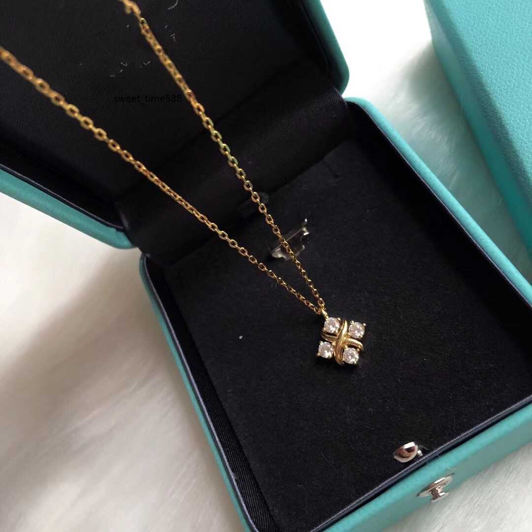 

Luxury Designer Schlumberger Pendant Necklace Top Sterling Silver 14k Gold Crystal Zircon Square Charm Cross Short Chain Choker For Women Jewelry With Box