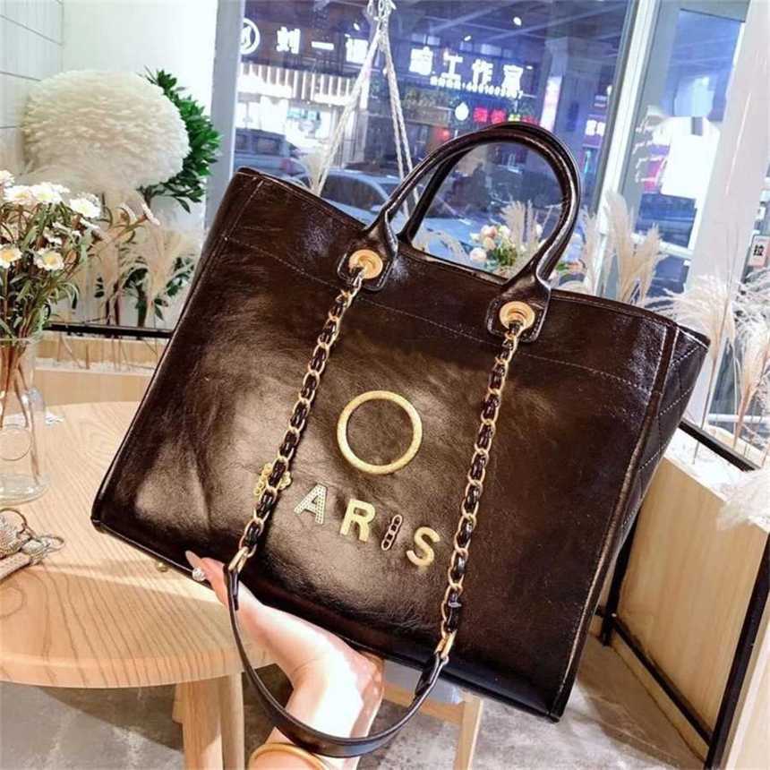

50% off Luxury Women's Handbags Beach Metal Badge Tote Bag Designer Small Capacity Large Leather One Shoulder 98m4, Sky blue