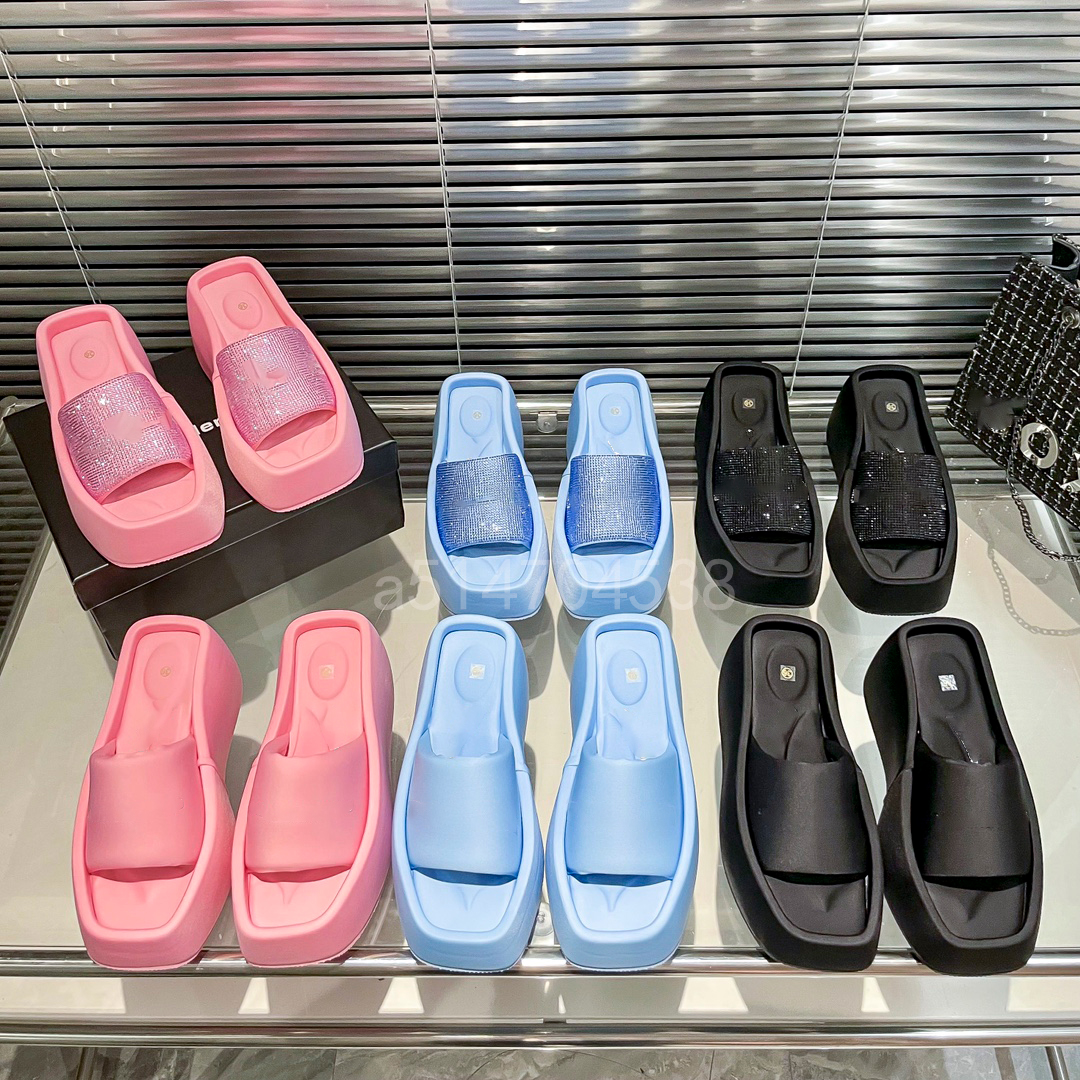 

Beach Slipper Designer Thick-Soled Slipper Outdoor High Quality Summer Satin Slipper Leisure Sandals Size34-41 Fashion Classic brand Flip-Flops Sandal, Blue 2