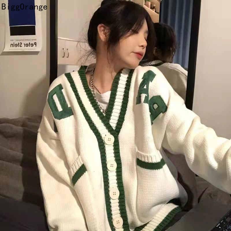 

Sweaters VINTAGE LETTER EMBROIDERY VNECK CARDIGAN SWEATER WOMEN AUTUMN AND WINTER COLLEGE STYLE LOOSE ALLMATCH KNITTED CARDIGAN SWEATER
