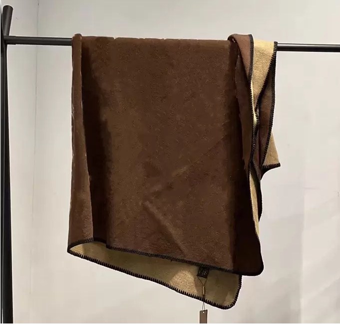 

Unisex Cashmere Blanket Scarf Autumn Winter Sofa Cover Drape Shawl Outdoor Office Square Towel Nap Air Conditioning Wool Blankets JH
