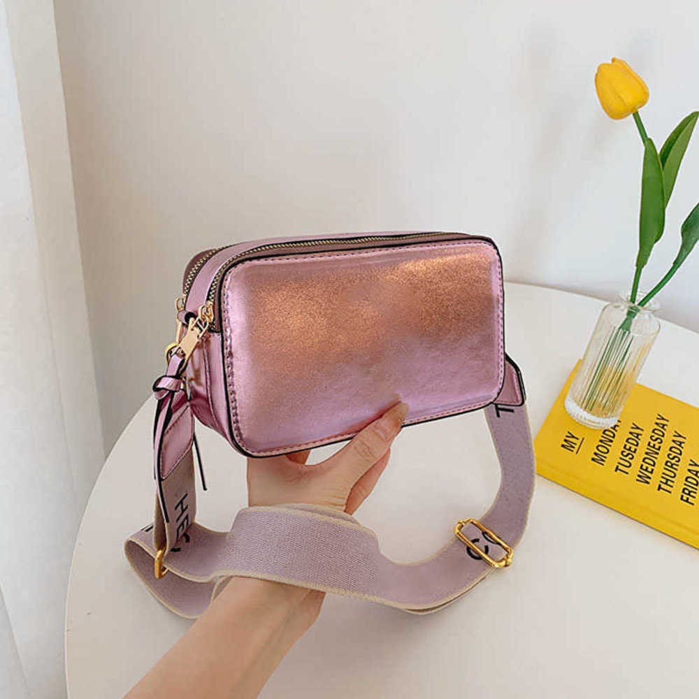 

camera bags designer crossbody bag women snapshot leather handbag Luxury Texture Wide Strap M Fashion J Single Messenger Shoulder Bags Marc Puerse 230407, Straw red