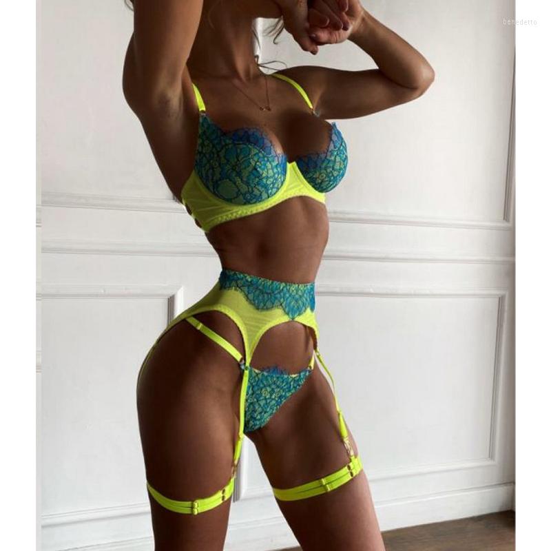 

Bras Sets Women's Sensual Lingerie Lace Push Up Delicate Underwear 3-Piece Underwire Brief Fancy Beautiful Short Skin Care Kits, Green