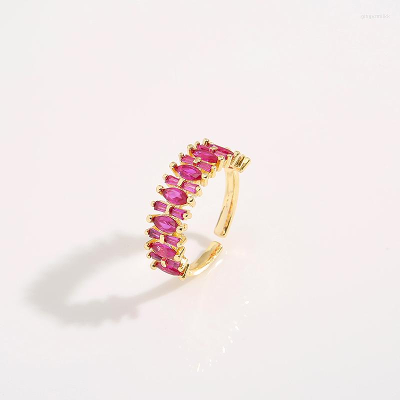 

Cluster Rings Luxury Oval Cubic Zirconia For Women Fashion Red Green Gold Plated Finger Ring Zircon Statement Wholesale Bulk Jewelry