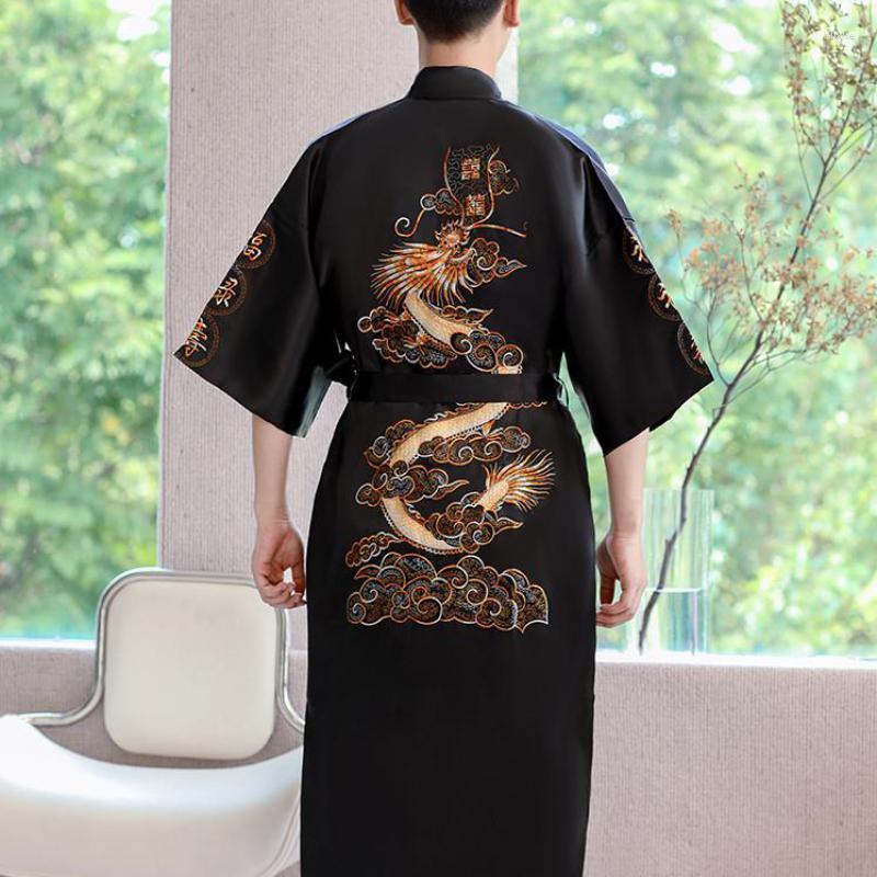 

Men's Sleepwear Casual Loose Gown Bathrobe Home Embroidery Loungewear Kimono Male Robe Satin Men V-neck Dragon Black Clothes