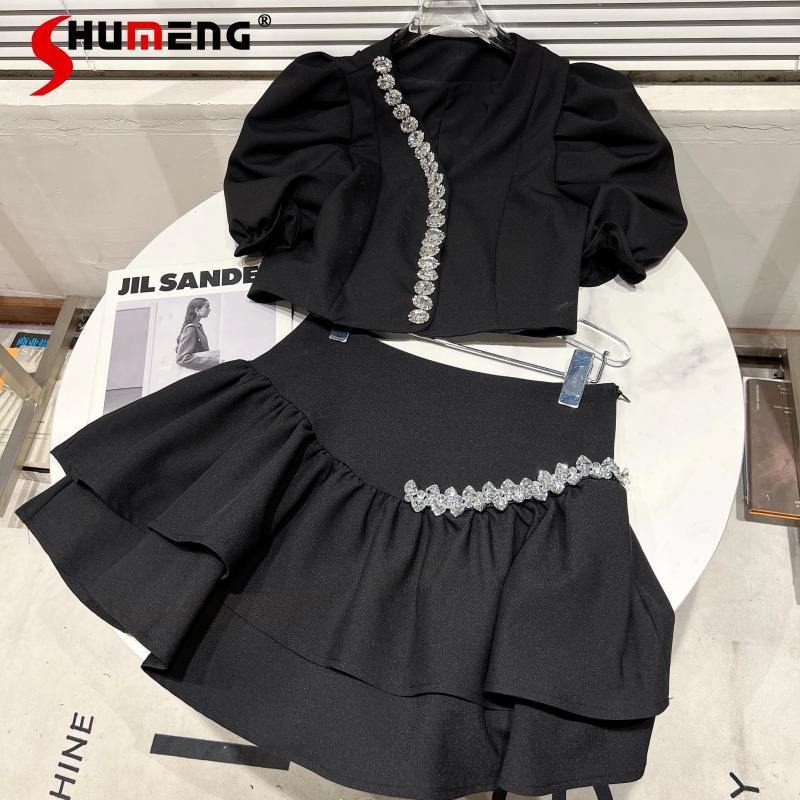 

Dress 2022 Summer New Short Skirt Suit Heavy Rhinestone Vneck Short Sleeve Shirt Top Women + Sweet Ruffles Mini Skirt Two Piece Sets, White skirt