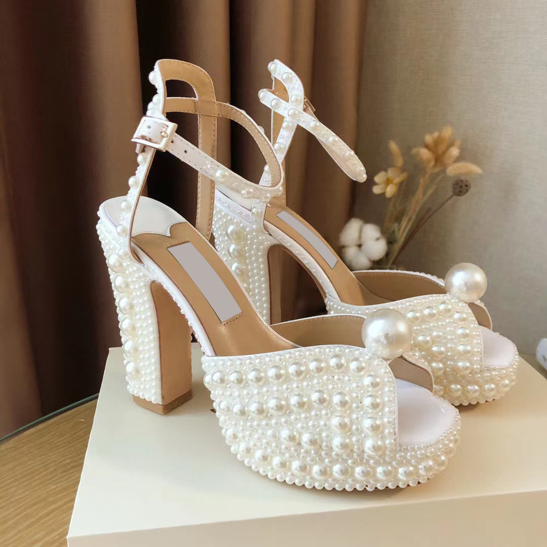 

Designer Sacora Sandals Pearls White Leather Sandal Women Evening Bridal High Heels Design Lady Pumps Party Wedding Shoes