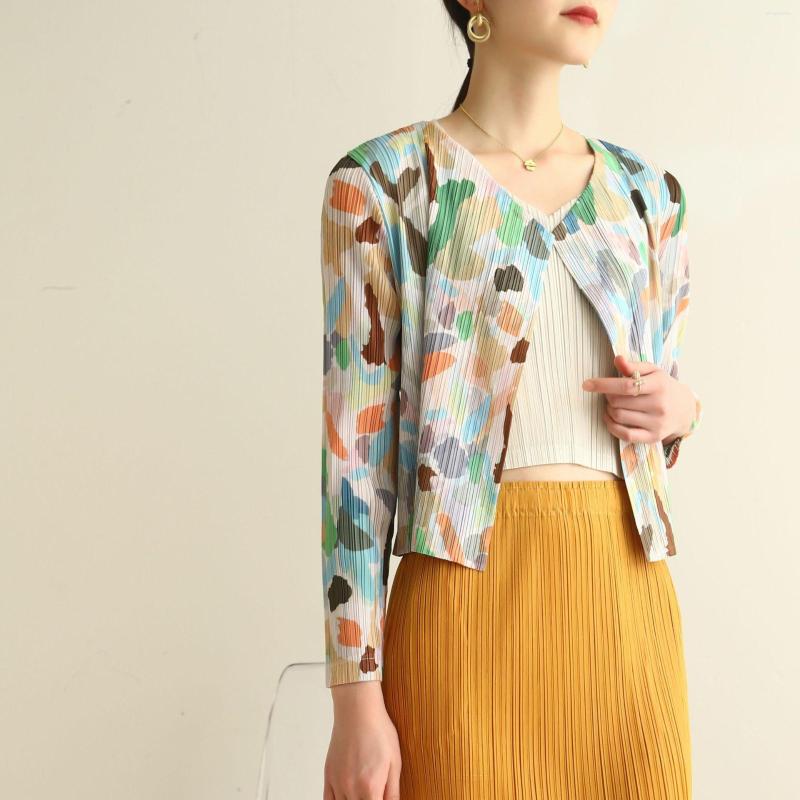 

Women's Jackets 2023 Autumn And Spring Women's Printed Coats Miyak Folds Fashionable High Elasticity Versatile Casual Short Cardigan, Pink