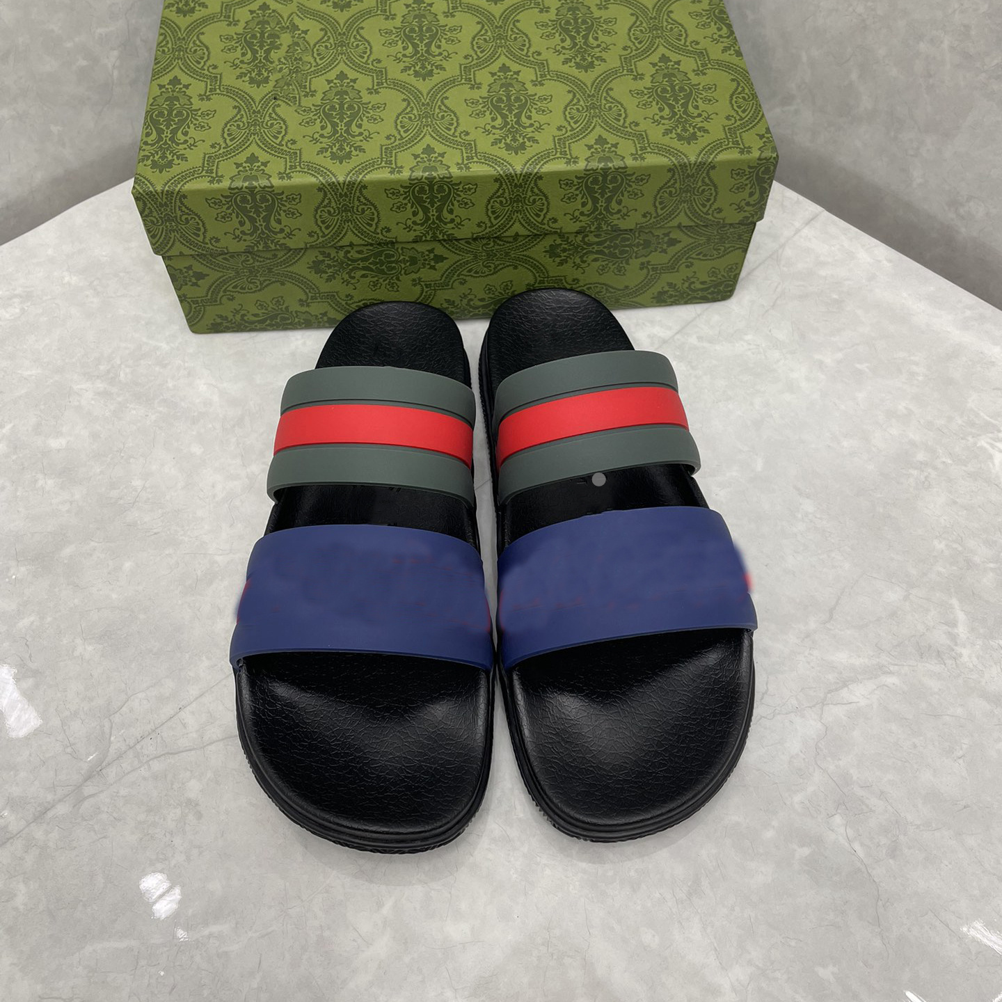 

Designer Double G Beach Shoes Luxury Sandals for Men Fashion GGity Flip-flops Slippers Women's Classic Slides Gifts Outdoor Zapatillas for Summer Holiday LK2