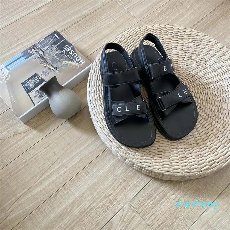 

2023 Summer New Letter Sandals Designer Women's Fashion Versatile Leather Sole Beach Shoes Simple, Black