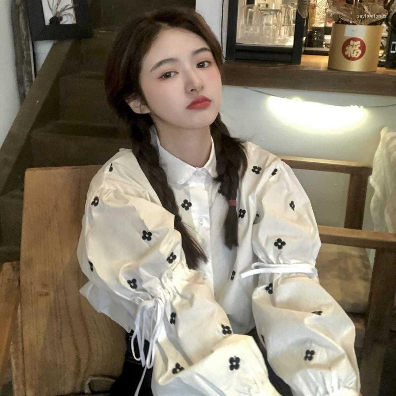

Women' Blouses Deeptown Preppy Style Kawaii Embroidered Puff Sleeves Shirts Women Harajuku Fashion White Floral Blouse Korean Streetwear