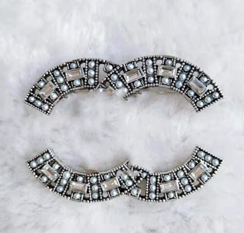 

23ss 20style 18K Gold Plated Copper Letters Brooches Women Luxury Brand Designer Lady Crystal Pearl Brass Brooch Pins Metal Jewelry Accessories