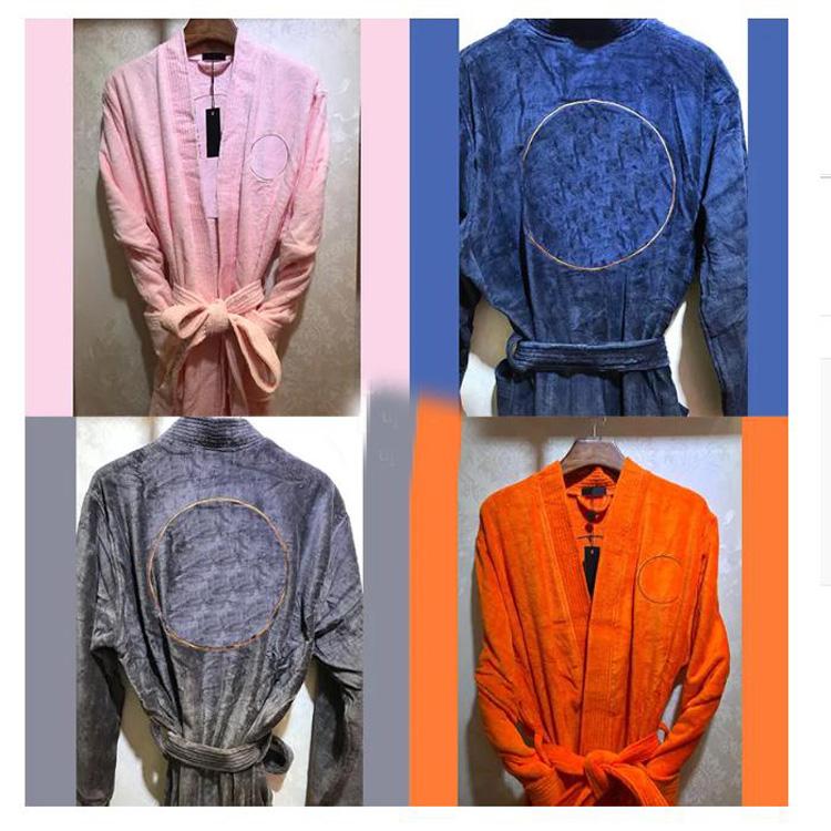 

Home Unisex Letters Embroidery Robe Designer Bath Robes Letter Baroque Embroidery Bathrobes With Belts Men Women Home Hotel Night Sleep Robe