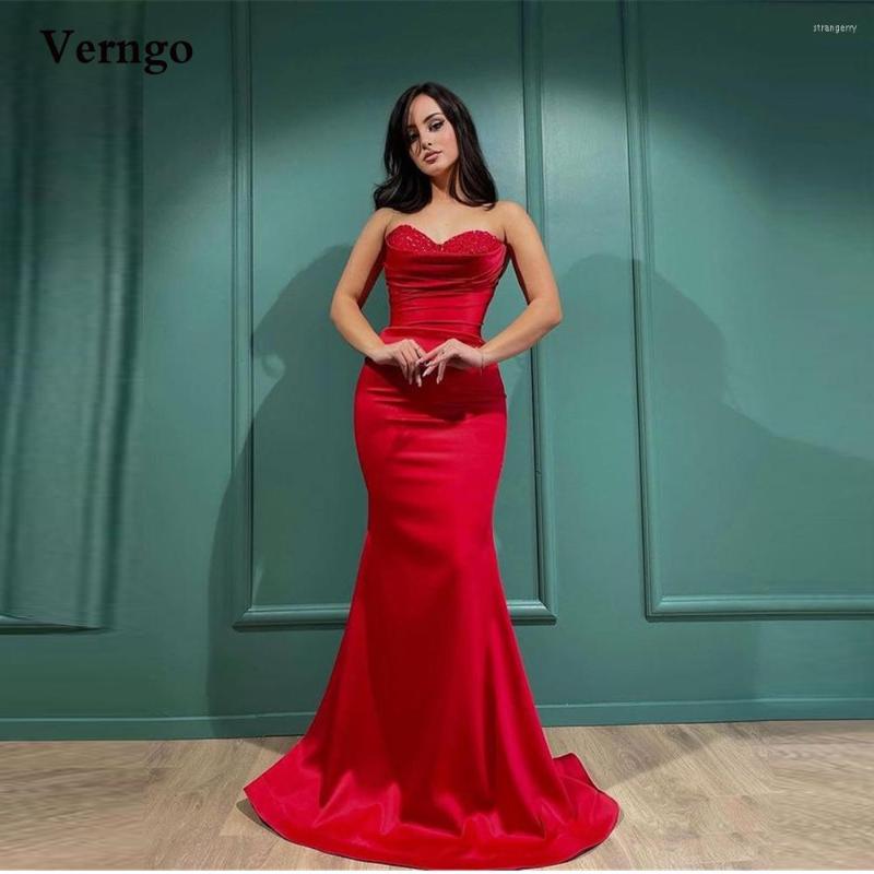 

Party Dresses Verngo Red Celebrity Long Satin Mermaid Prom Sweetheart Beads Pleats Floor Length Formal Evening Gown Stunning, Black