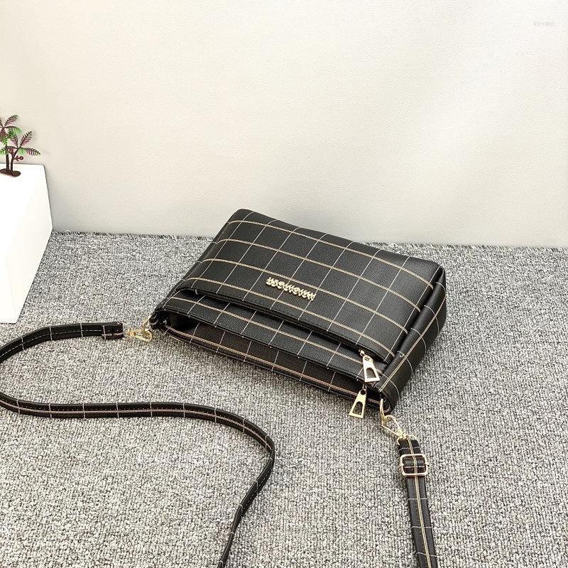 

Evening Bags Mother's Bag 2023 Messenger Shoulder European And American Fashion Generous Handbag Cross Border Factory Direct Approval, Black2
