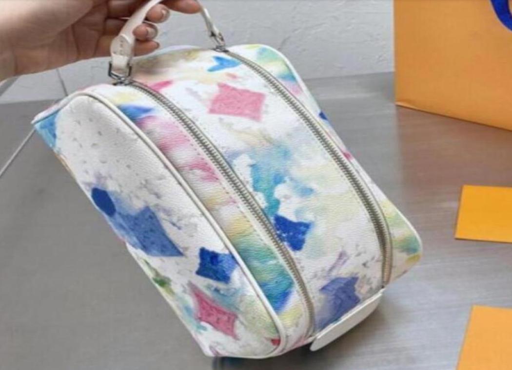 

2021 2pieces high quality fashion women wash bag large capacity cosmetic bags makeup toiletry purses Pouch men travel toilet hand7184017, White