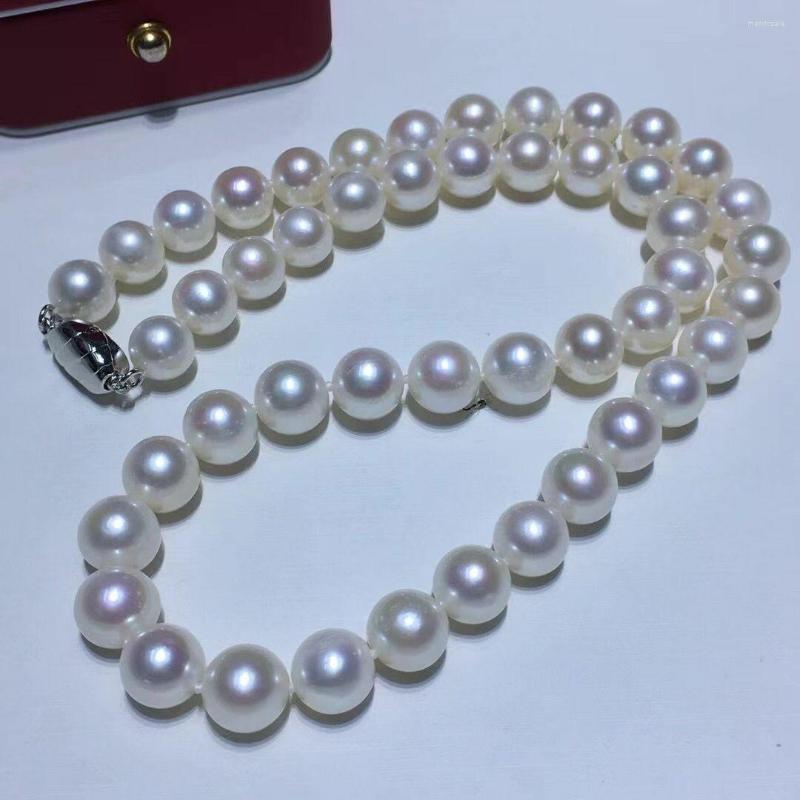 

Chains Classic 11-12mm South Sea Round White Pearl Necklace 18inch 925s
