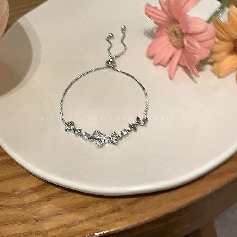 

Charm Bracelets Fashion Silvery Butterfly For Women Flash Zircon Elegant Party Engagement Wedding Women's Bracelet Jewelry Gift