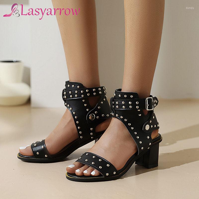 

Sandals Lasyarrow 2023 Est PU Leather Shoes Women Buckle Rivet Square Heels Casual Ladies Summer Black Brown, Auburn