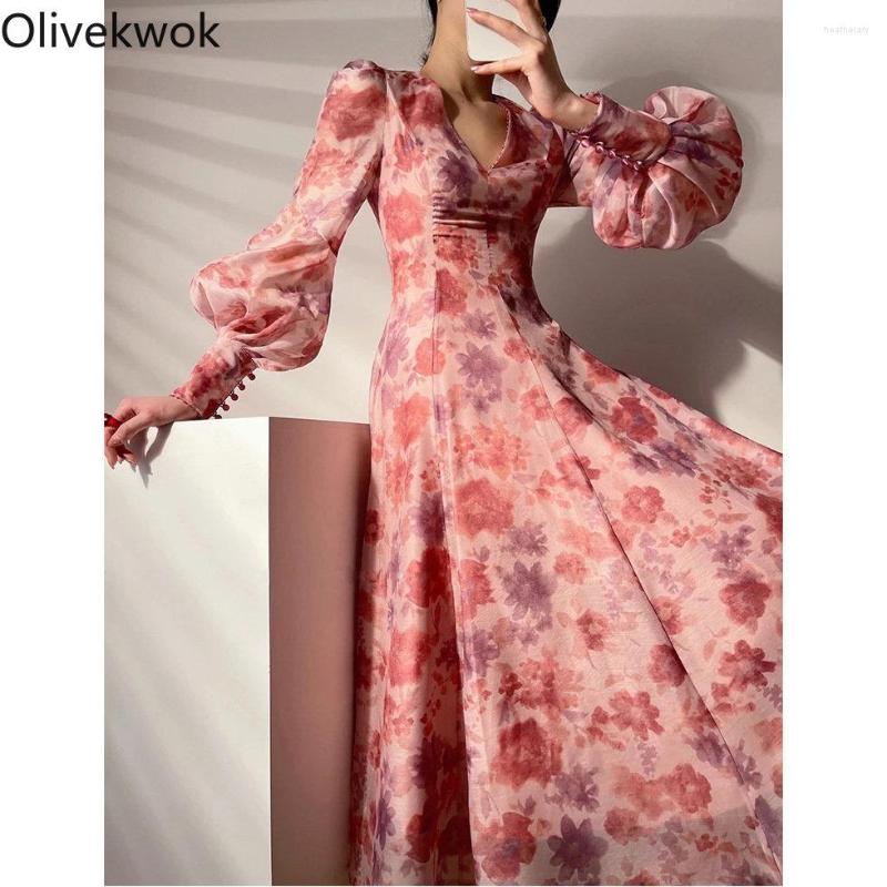 

Casual Dresses Olivekwok Women 2023 Spring Flower Beaded Birthday Dress Temperament Fairy Lantern Sleeve V-neck Slim Big Swing Midi, Picture shown