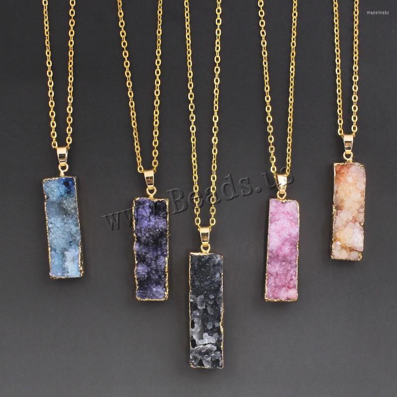 

Pendant Necklaces Women's Colorful Natural Stone Necklace Pink Quartz Crystal Pendants Statement Summer