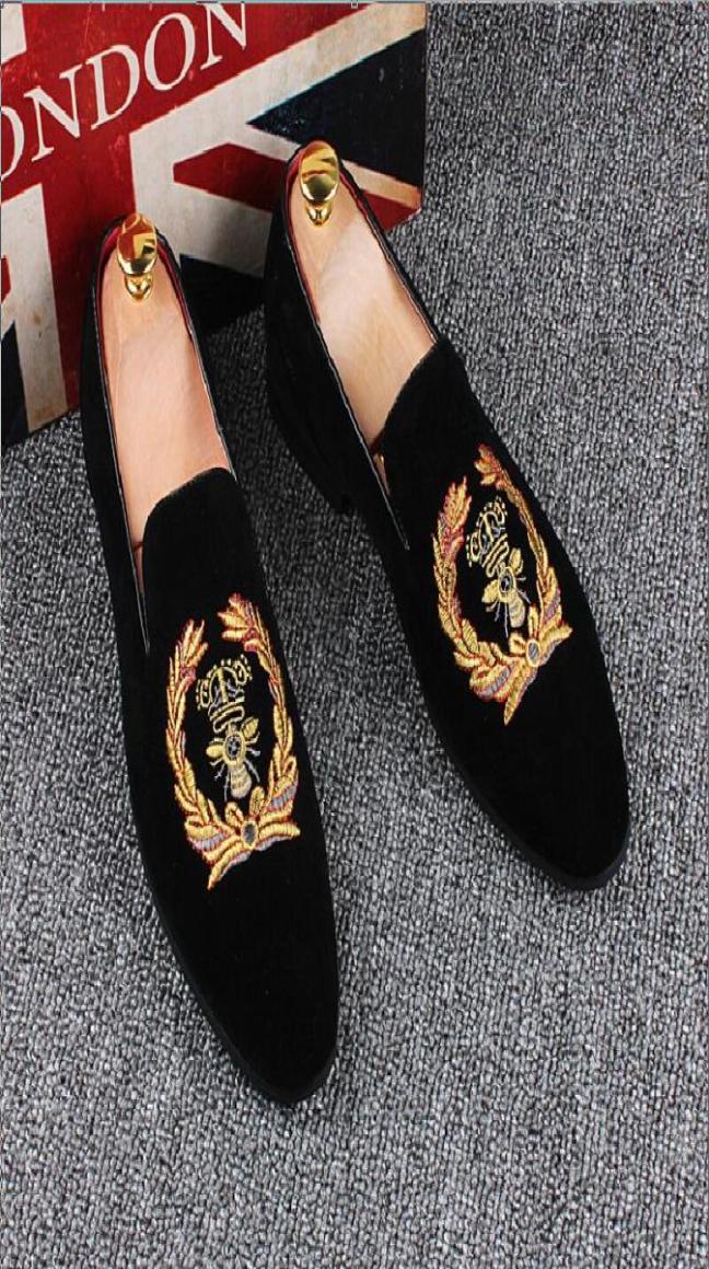 

Shoes Men Velvet Loafers Embroidered Loafers Luxurious Men Dress Casual Shoes Handmade Breathable2888277, Black