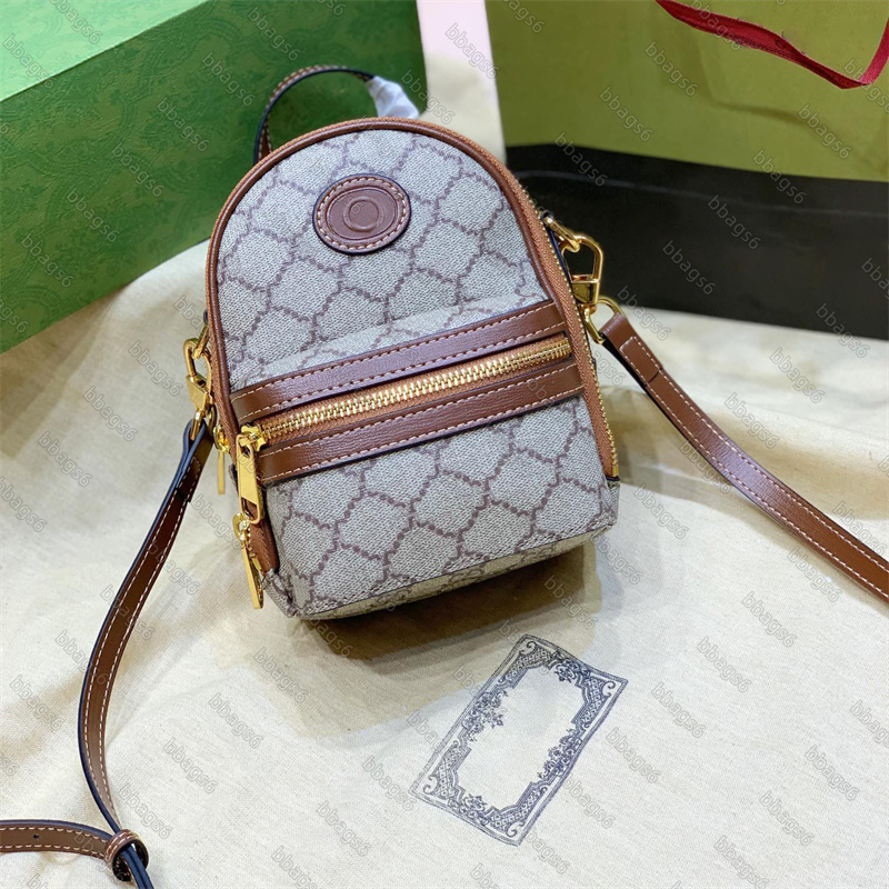 

Top designer Multi function bag with Interlocking Men Women Leather Mini Handbag Crossbody Backpack Lady Casual Shoulder bags Classic Outdoor Party Schoolbags