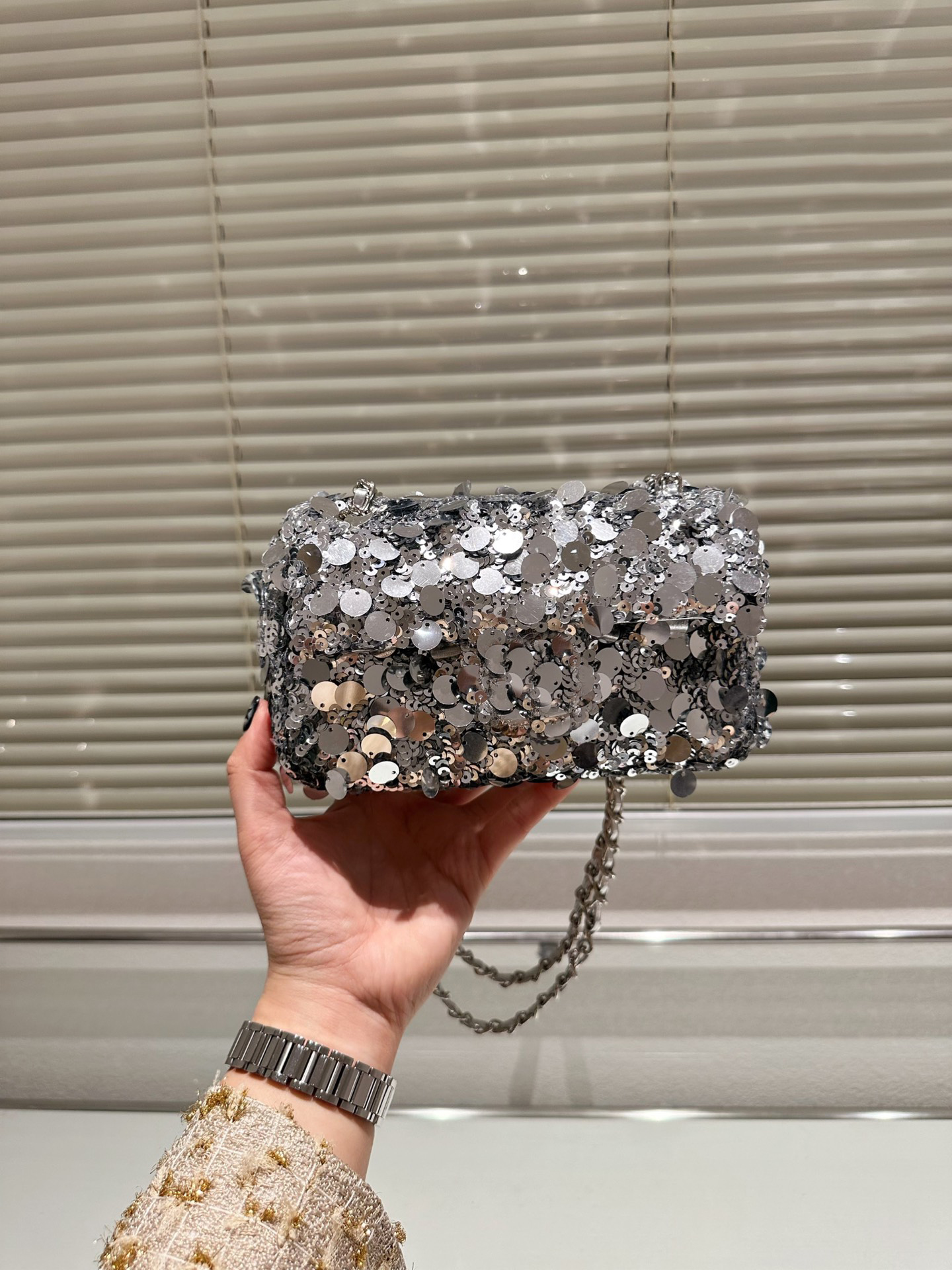 

TZ France handbag Fashion sequin bag silver hardware chain crossbody shoulder bag Womens evening bags Matelasse blingbling shiny Party Banquet Flap handbags 19CM
