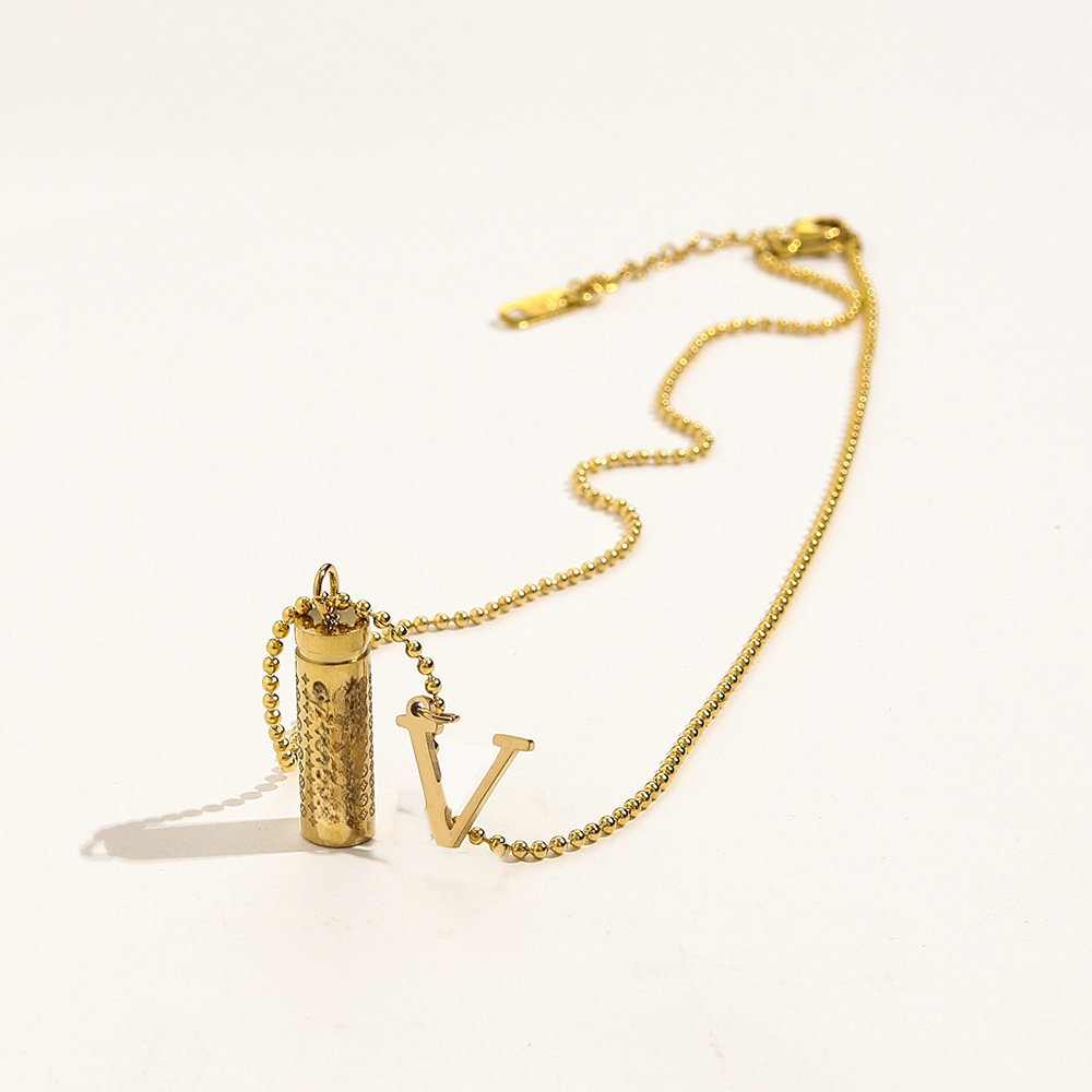 

Luxury Design Necklace Letter Pendant Necklaces Clavicle Chain Choker Neckalce For Women Gold Silver Color Wedding Jewelry