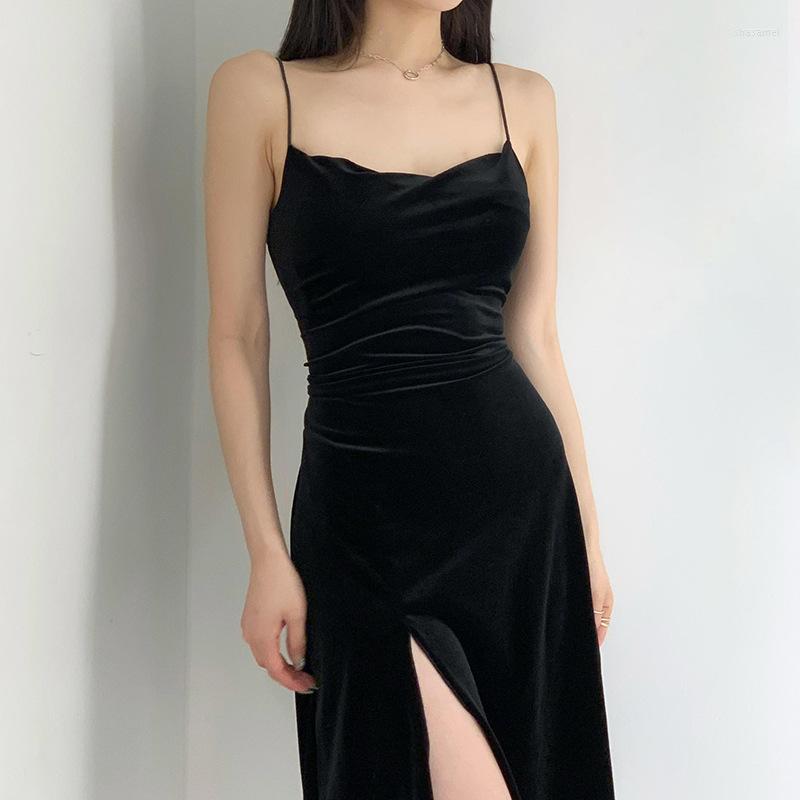 

Casual Dresses 2023 Vintage Women Dress Summer Spaghetti Strap Slit Velvet Black Sexy Bodycon Bandage Midi Party Vestidos
