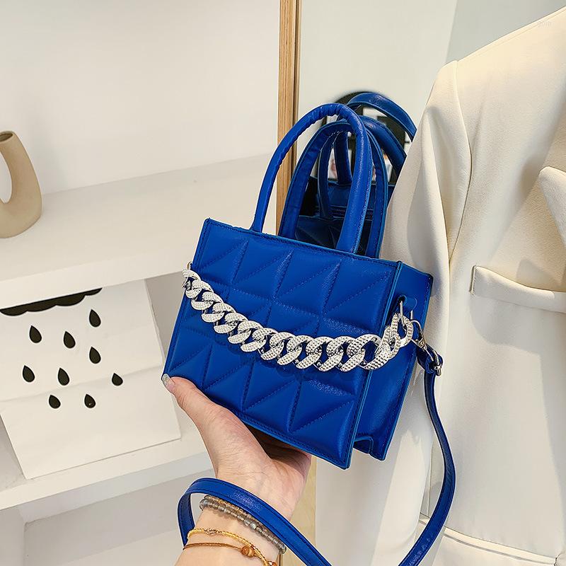 

Shoulder Bags Women's Bag Fashion Diamond Chain Small Square Handbag Lock Single Messenger, Black