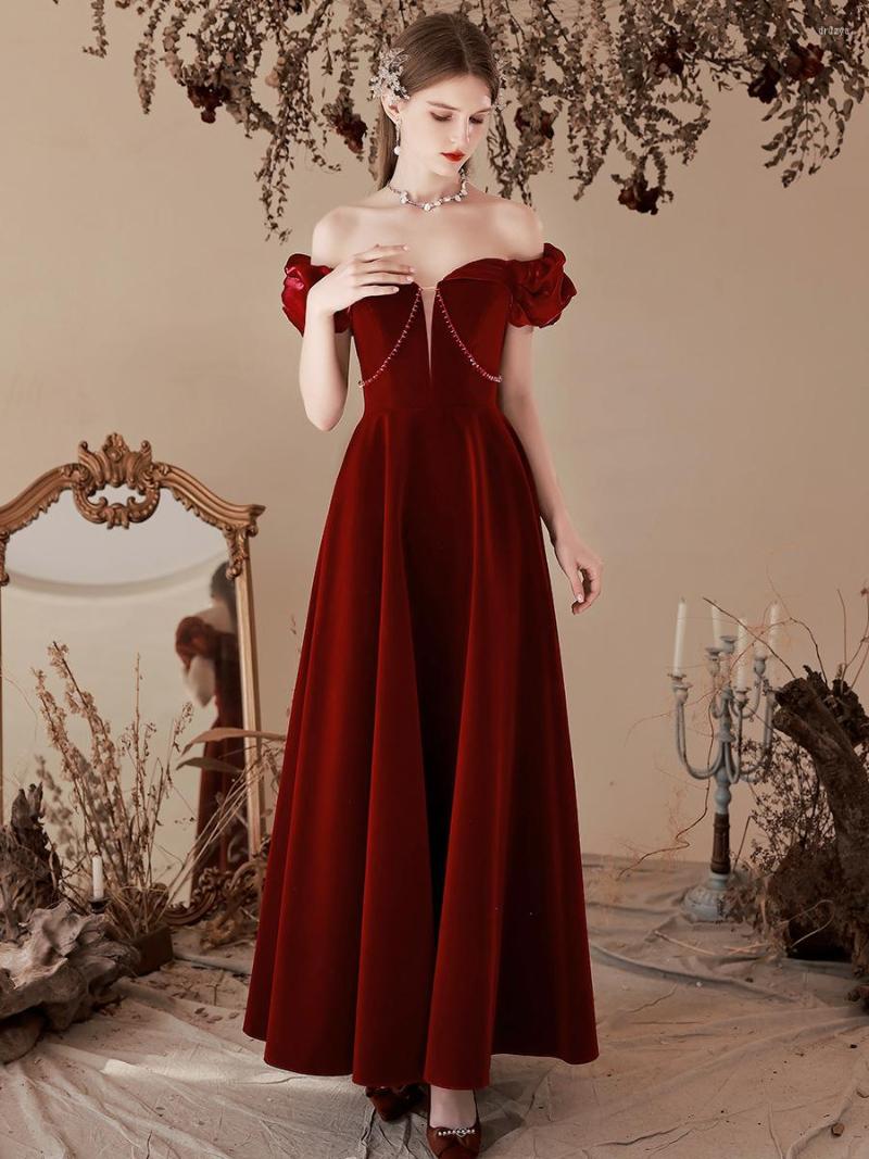 

Runway Dresses Sexy Celebrity A Line Velvet Burgundy Wedding Guest Off Shoulder Formal Women 2023 Floor Length Evening Toasting Gowns, Red