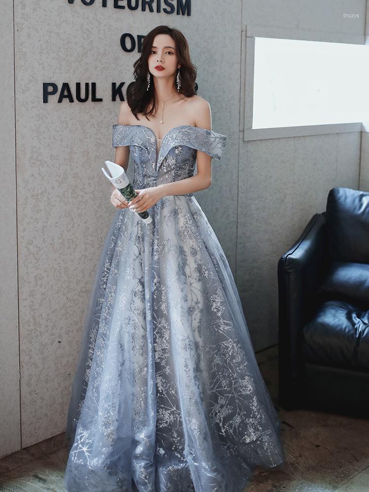 

Runway Dresses Ice Blue Celebrity Dress Off Shoulder Long Shiny Gilding Appliques Sequin Tulle A-Line Meeting Banquet Party Prom Evening