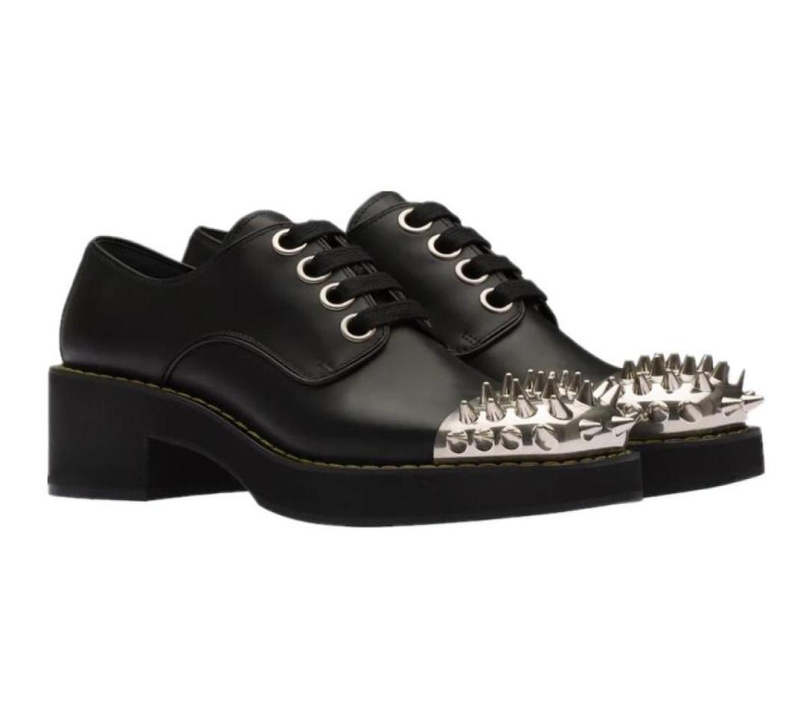 

2021 style sheepskin leather Platform summer Casual party Dress shoes Metal rivets round toe 5cm heels lace up Fashion black colou8130984