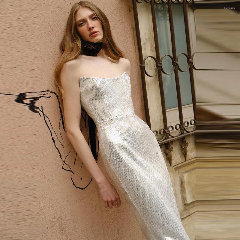 

Casual Dresses Silver Sequin Feather Midi Dress Socialite Strapless Off Shoulder Ostrich Fur Hem Bodycon Evening Outfit Clubwear
