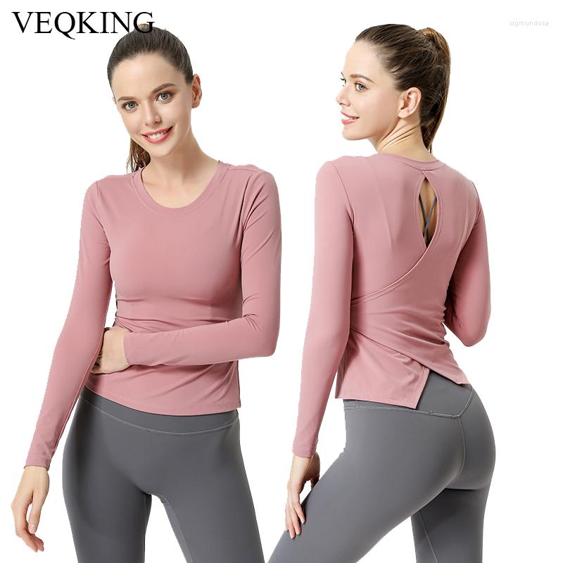 

Active Shirts VEQKING Hollow Out Back Yoga Top Women Absorb Sweat Long-sleeved Running Fitness Tops Quick-drying Loose Workout Shirt, Black