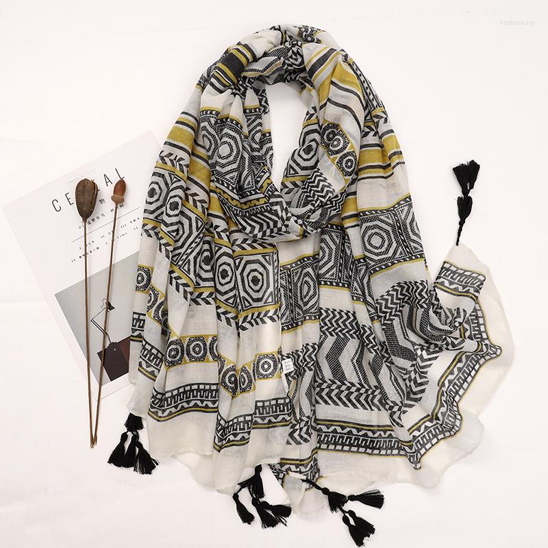 

Scarves Fashion Print Ladies Beach Scarf Female Long Tassel Shawl Wrap Thin Fashionable Pashmina Head Bufanda Mujer