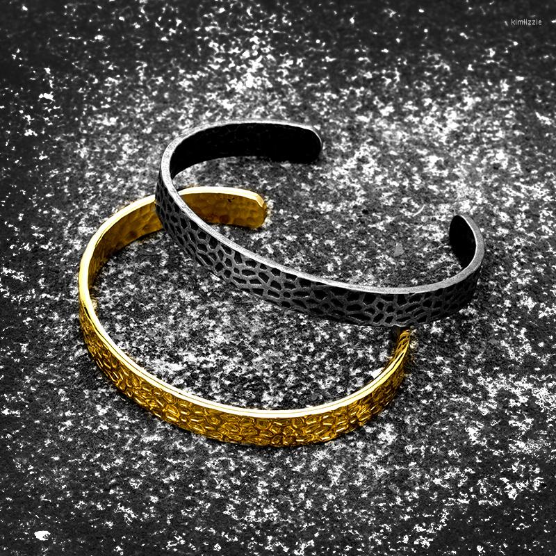 

Bangle Trend Leopard Print Retro Concave Creative Distressed Girlfriend Black Point Bracelet Woman Men Cuff Hand Jewelry