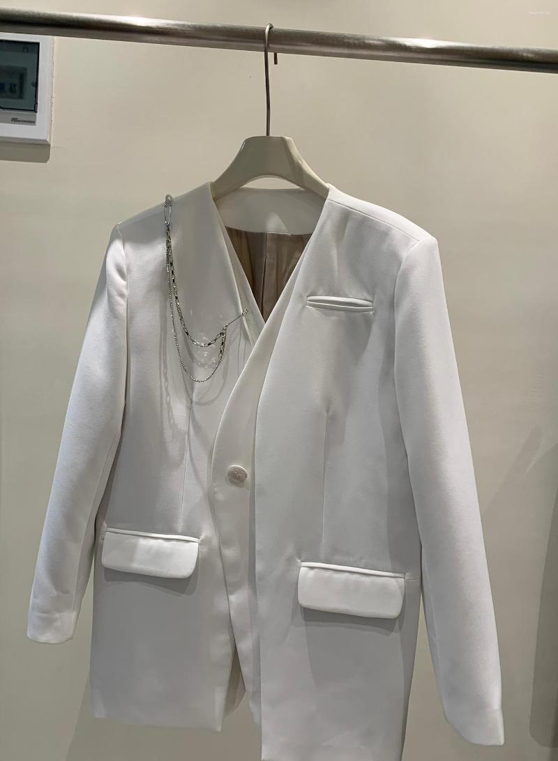

Women' Vests Fake Two-piece Suit, White