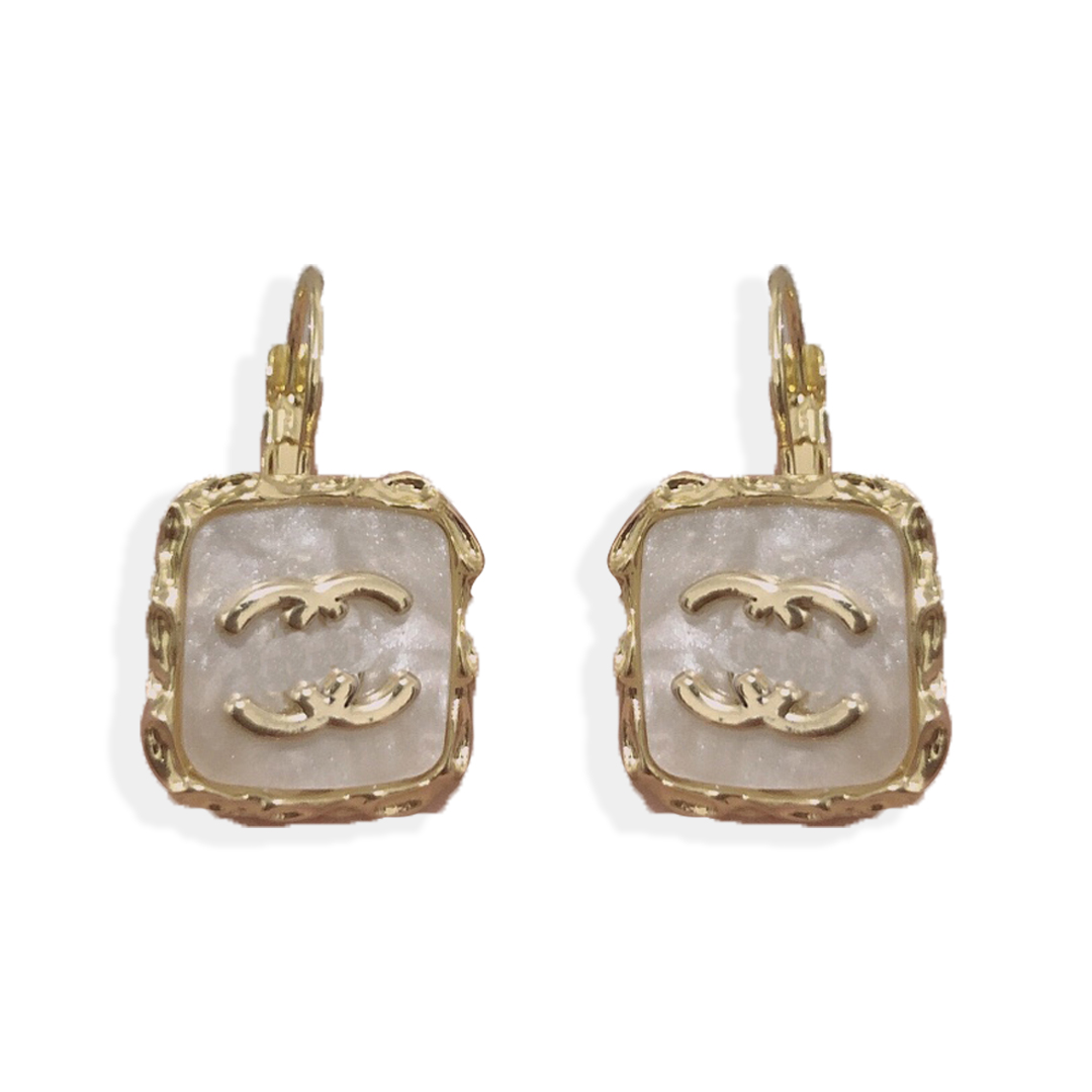 

Womens Dangle Earrings Luxury Gift Jewelry Designer Wedding Party Love Charm Earrings Brand Stud Earrings Designer Jewelry for Women Wholesale