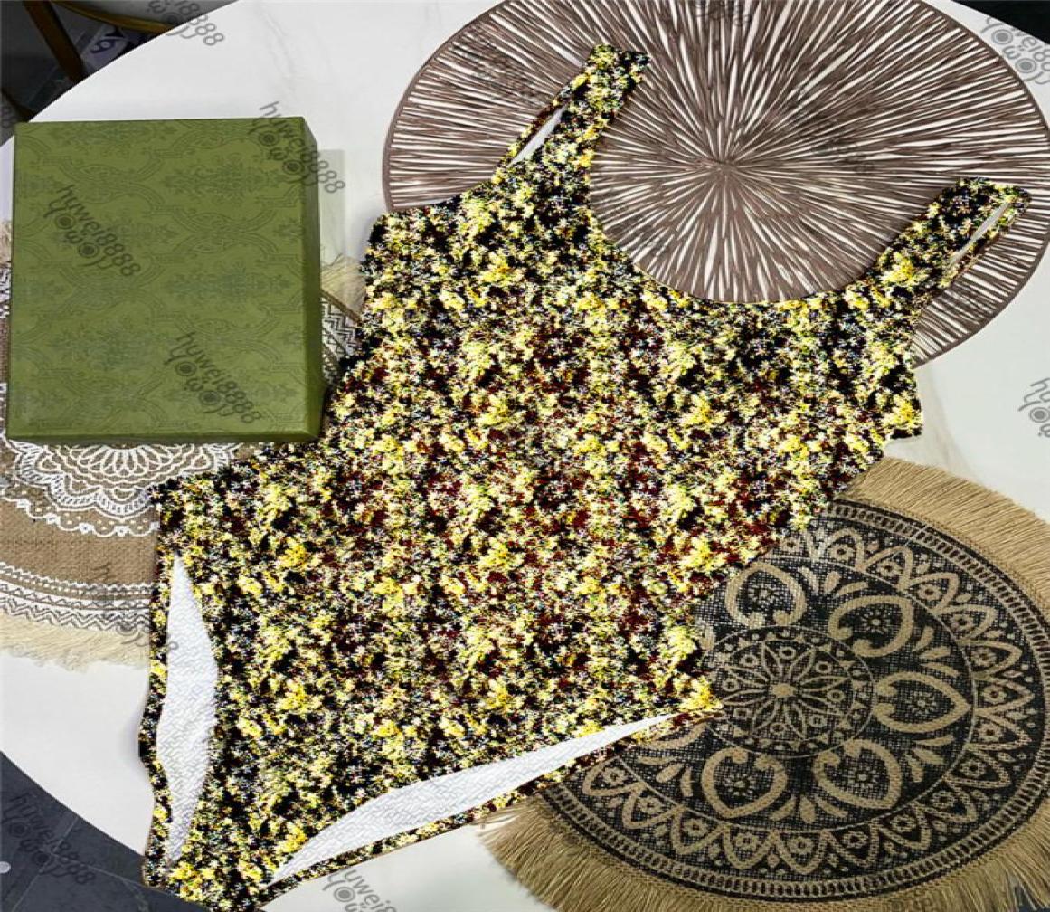 

Retro Noble Swimwear Hipster Padded Top Quality Women039s Onepiece Swimsuits Outdoor Beach Luxury Swimming Bandage Designer We7384501