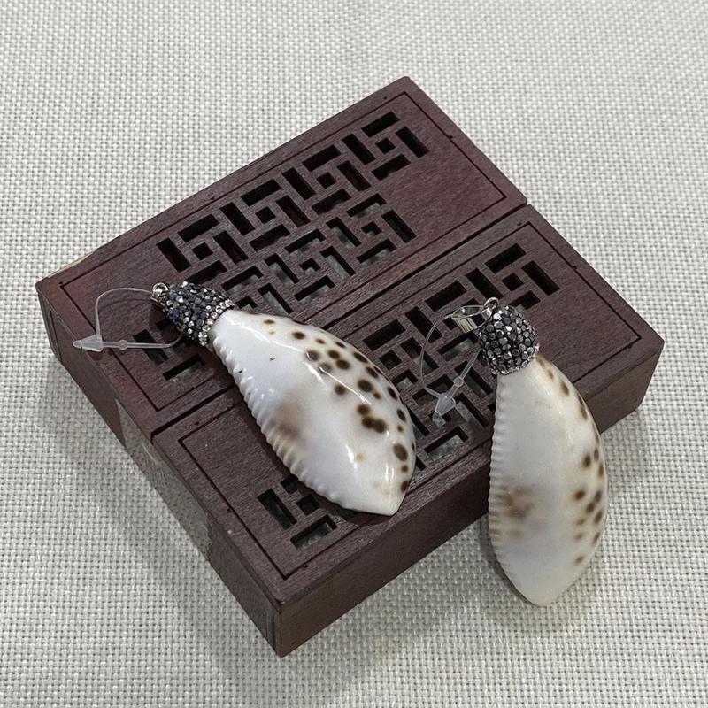 

Charms Boho Conch Shell Pendant Necklace Ocean Fashion Handmade Ladies Beach Summer Party Jewelry Earring Accessories 30x70mm