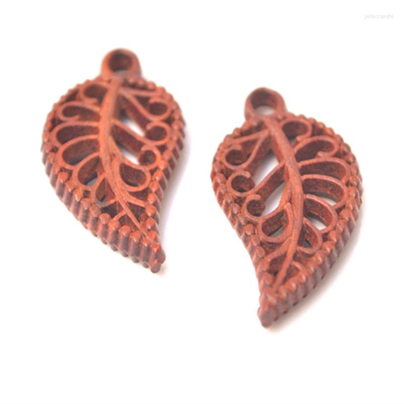 

Pendant Necklaces Wholesale Red Sandalwood Wood Hand Carved Leaf DIY Maple Accessories Sweater Necklace Jewelry