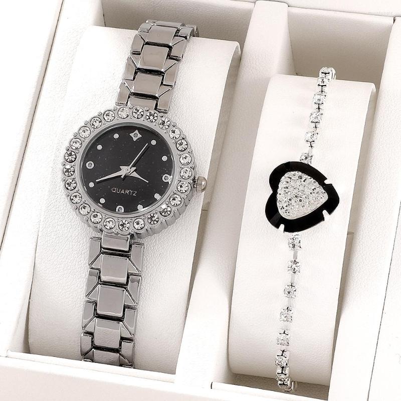 

Wristwatches Women's Watch Simple Temperament Diamond Inlaid Quartz Dress Formal Steel Band Rhinestone Bracelet Montre, Green suit