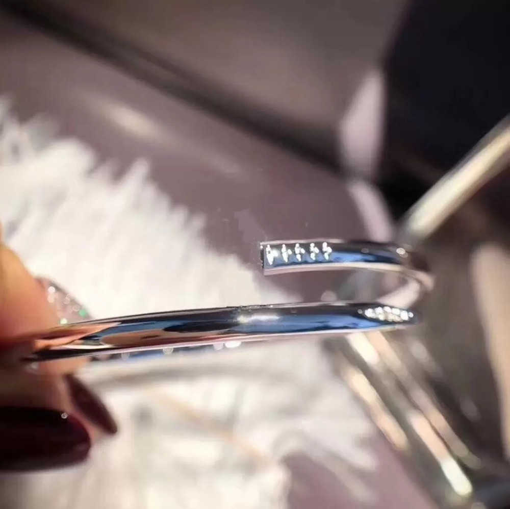 

Bangle Bracelets Designer Bracelet luxury lover jewelry classic diamond gold silver stainless steel cuff bracelet for women mens man party gift Motion current 50ss