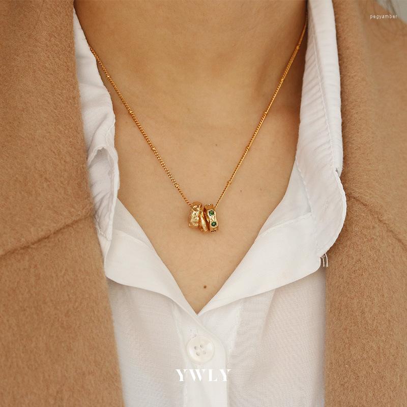 

Chains 2023 Emerald Zircon Necklace INS Simple Temperament Fashion Retro Pendant Collar Chain Sweater Female