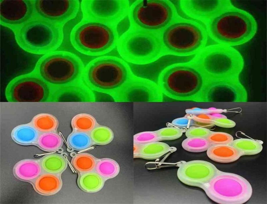 

Fidget Simple Autism Special Needs Sensory Toy poo its Luminous key chain Glow finger bubble Keychain decompression toys pop Relie6439418