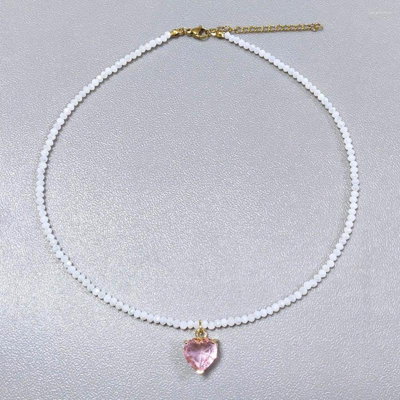 

Choker 2mm White Crystal Beads Short Necklace Heart Shaped Cubic Zirconia Pendant Decoration Clavicle Chain Collares Femme