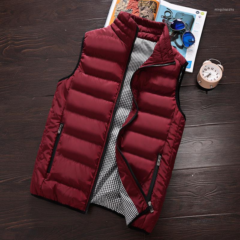 

Hunting Jackets Men's Vest Outdoor Waterproof Camping Climbing Cardigan Warm Sleeveless Jacket Male Winter Casual Waistcoat, Black